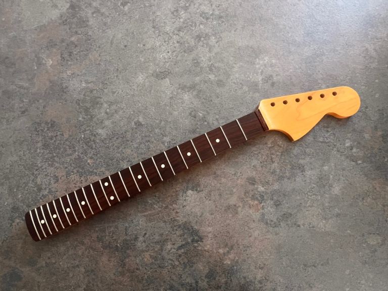 Jaguar Neck 7.25” Rosewood Neck - Nitrocellulose Vintage Tint - USA Spec #7 Hosco Japan