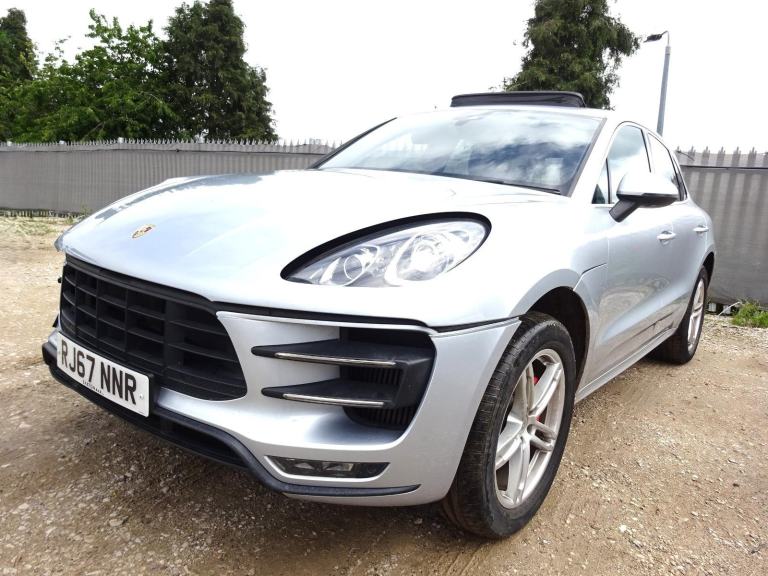 2017 67 REG PORSCHE MACAN TURBO AUTO DAMAGED REPAIRABLE SALVAGE