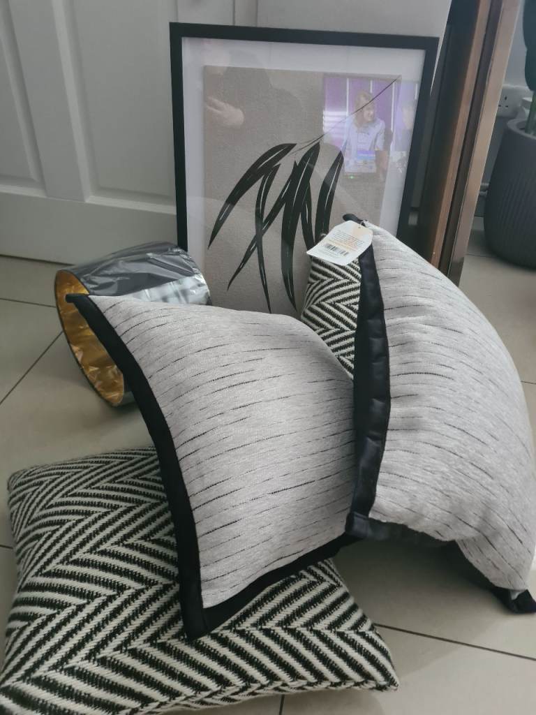 Monochrome decor 