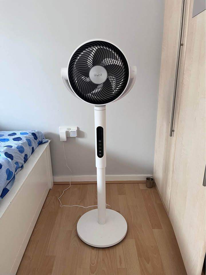 Levoit Pedestal Fan – White, As Good As New (Available from July 31st morning)