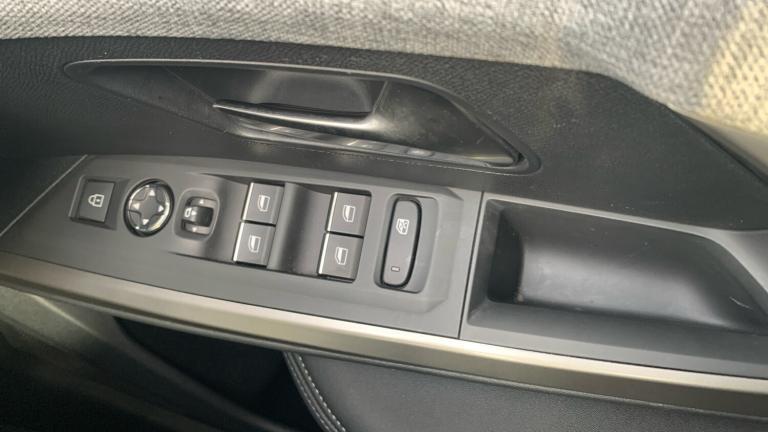 2025 Peugeot 3008 157kW GT 73kWh 5dr Auto HATCHBACK ELECTRIC Automatic