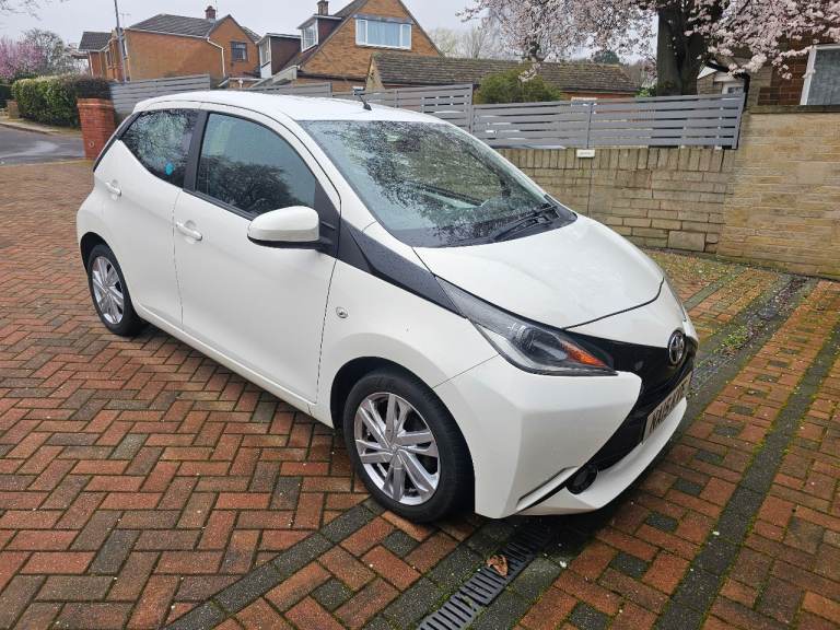 ★2015 TOYOTA AYGO 1.0 5DR EXPRESSION! ★59K MILES! ★£20 ROAD TAX LIKE CITROEN C1 PEUGEOT 108