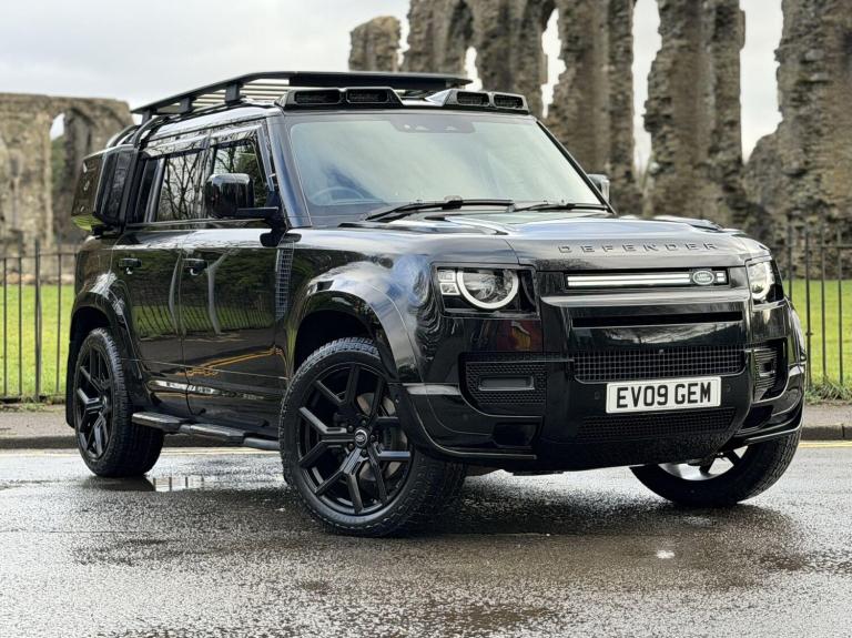  Land Rover Defender 110 2.0 SD4 SUV 5dr Diesel Auto 4WD Euro 6 (s/s) (240 ps) Diesel Automatic