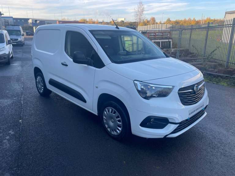 2021 Vauxhall Combo 2000 1.5 Turbo D 100ps H1 Sportive Van PANEL VAN Diesel Manual