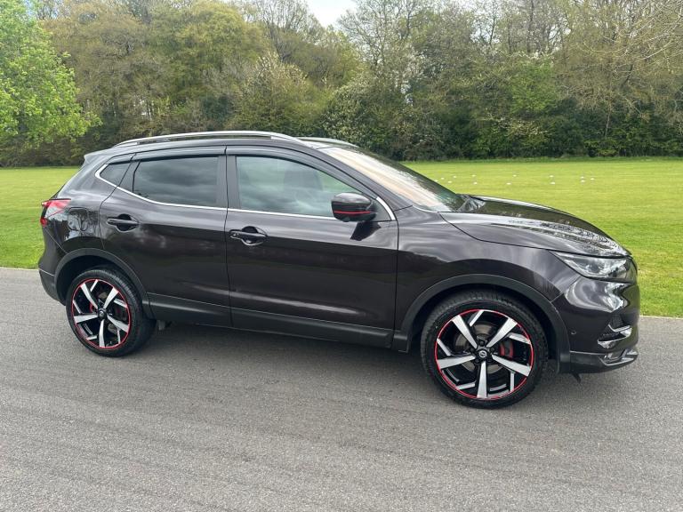 2018 Nissan Qashqai 1.3 DiG-T Tekna+ 5dr good spec low miles FSH  HATCHBACK Petrol Manual