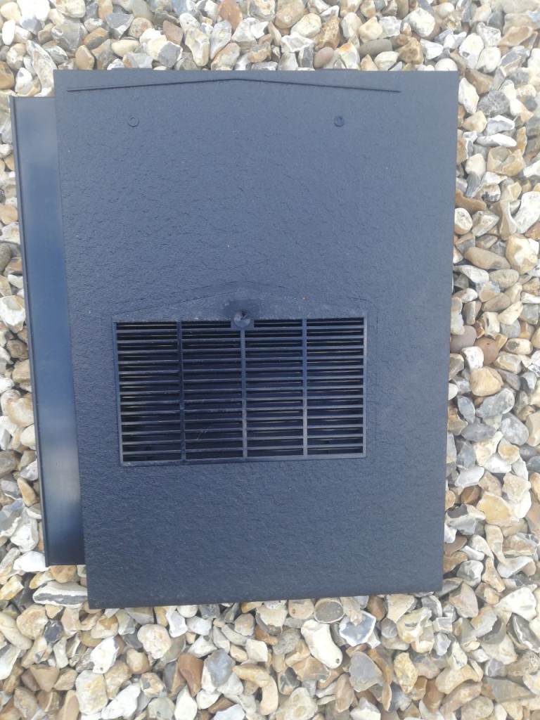 Black Roof Vent Tile – Good Condition
