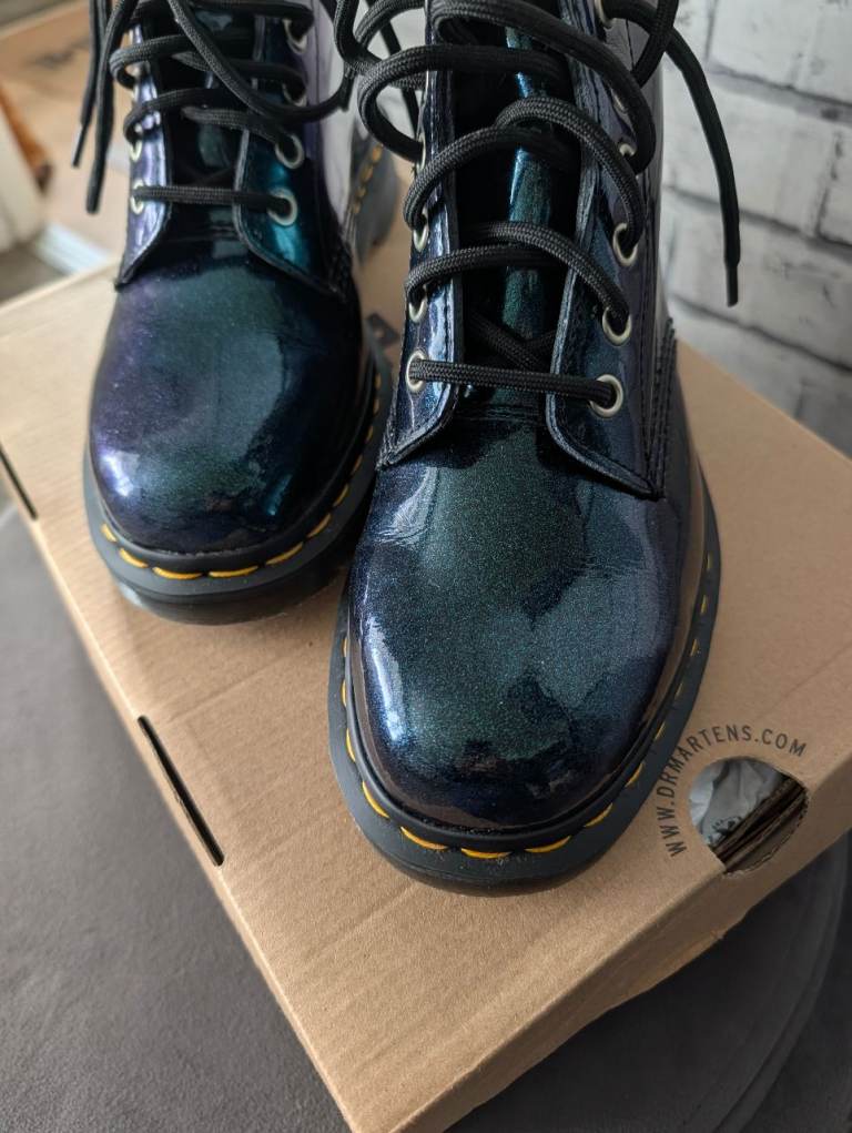 Dr. Martens 1460 Sparkle Boots in Teal – Teal, UK 7