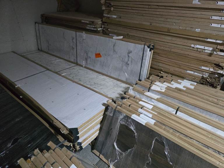 Luxury Laminate Wren Kitchen Worktops Countertops. Various styles available. Priced to Clear.