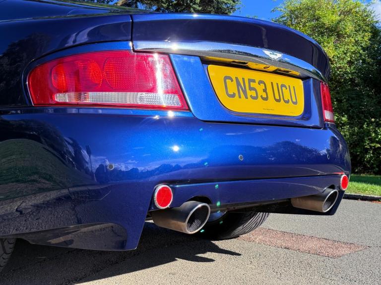 2004 Aston Martin Vanquish 5.9 Coupe 2dr Petrol Manual (396 g/km, 460 bhp) COUPE Petrol Manual