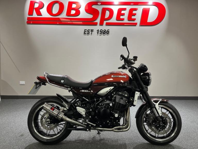 Kawasaki Z900 RS, 2018, Black Widow exhaust system