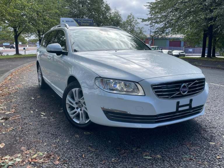 2015 Volvo V70 2.0 T5 SE LUX GEARTRONIC AUTO 5DR ESTATE LEATHER BTOOTH  Estate Petrol Automatic