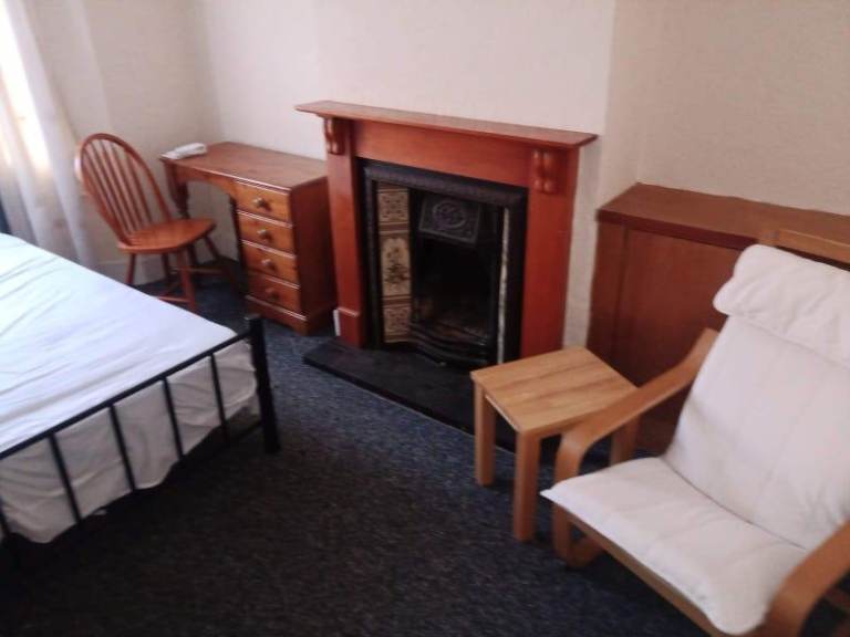 Two rooms available £495-£595 pcm including gas electric water and council tax 