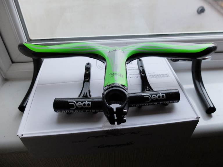 Deda Alenera integrated carbon bar and stem
