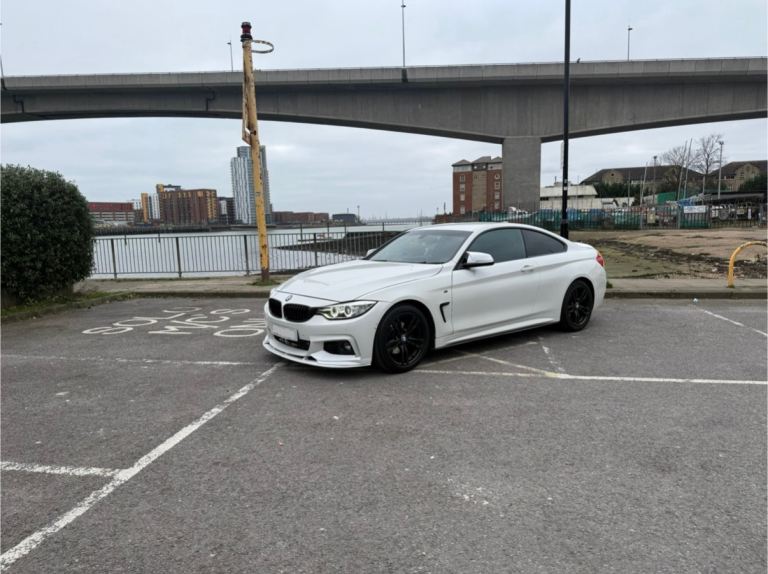 BMW, 4 SERIES, Coupe, 2014, Manual, 1995 (cc), 2 doors