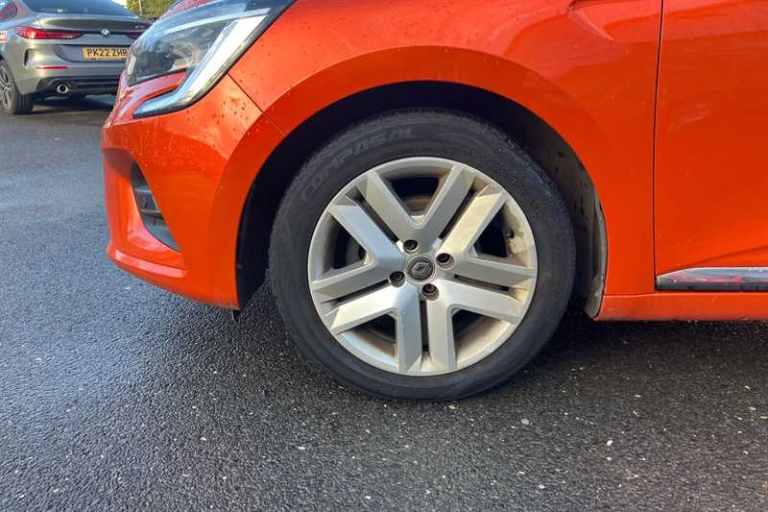 2020 Renault Clio 1.0 SCe 75 Play 5dr HATCHBACK PETROL Manual