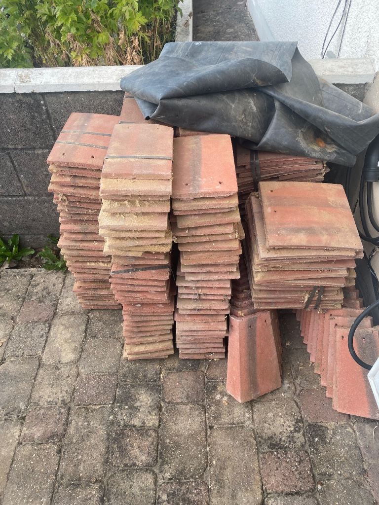 Roof tiles 