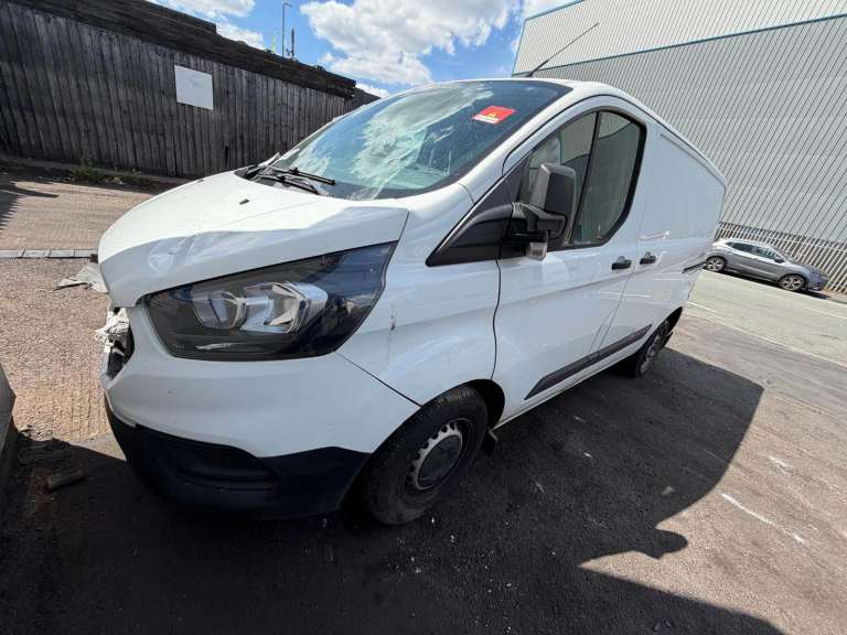 2018 FORD TRANSIT CUSTOM 2.0 TDCI 105PS LOW ROOF VAN BREAKING FOR PART