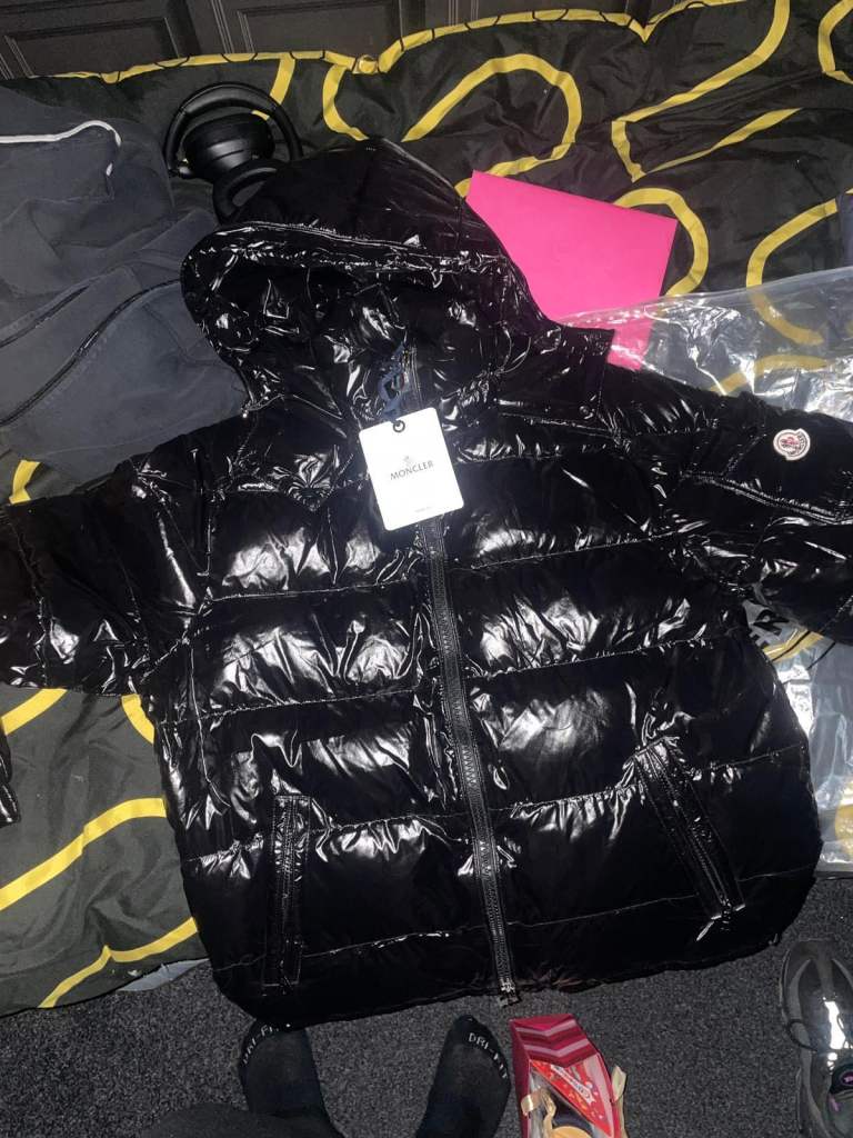 Brand new moncler