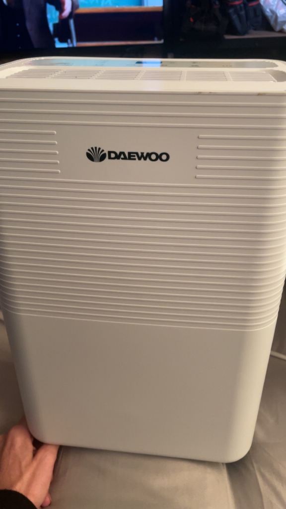 Daewoo 12L dehumidifier 