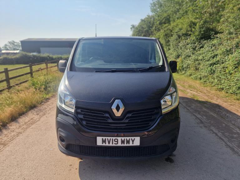 2019 Renault Trafic SL27 DCI 6 Seat Crew Cab  Drives Perfect  10m MOT  ULEZ