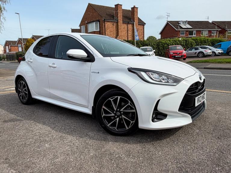 2021 Toyota Yaris 1.5 VVT-h Design Hatchback 5dr Petrol Hybrid E-CVT Euro 6 (s/s) (116 ps) Hatchb...