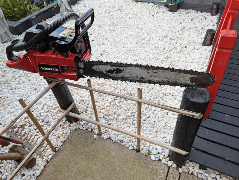 Homelite Chainsaw – Red, Fair Condition swap or sale 