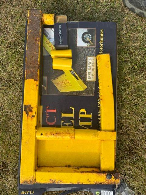 Milenco Compact Lightweight Caravan Wheel lock