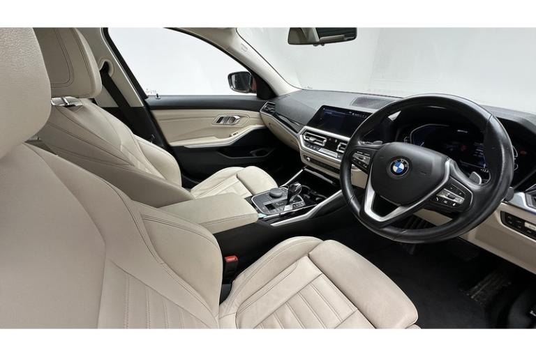 2019 BMW 3 Series 330e Sport Pro Saloon HYBRID Automatic