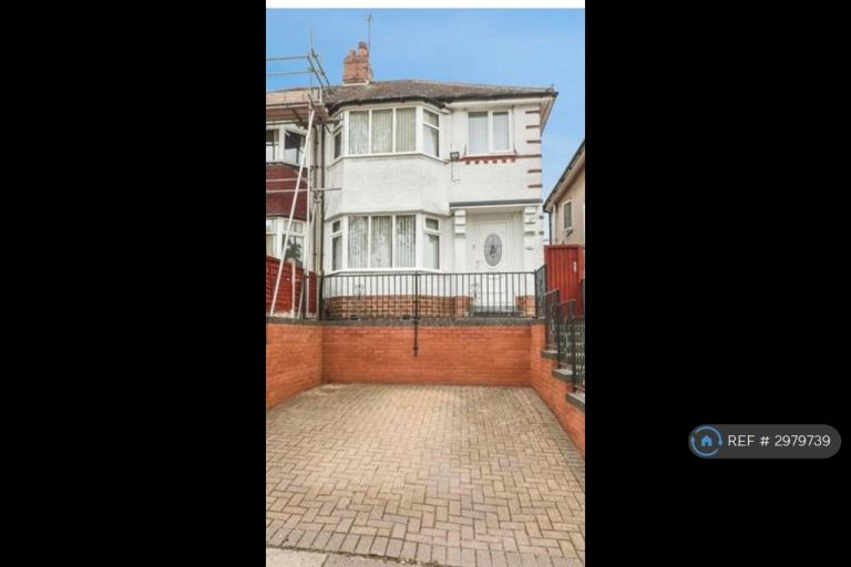 3 bedroom house in Widney Avenue, Birmingham, B29 (3 bed) (#2979739)