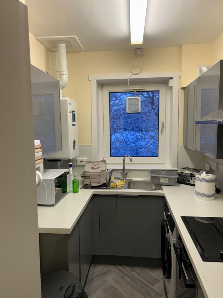 3 Bed flat close to city Center