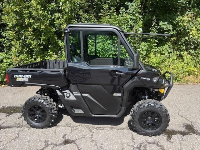 image for Canam Traxter HD10 XT 25 - Marsh Powersports Special Edition- NOW REDUCED!