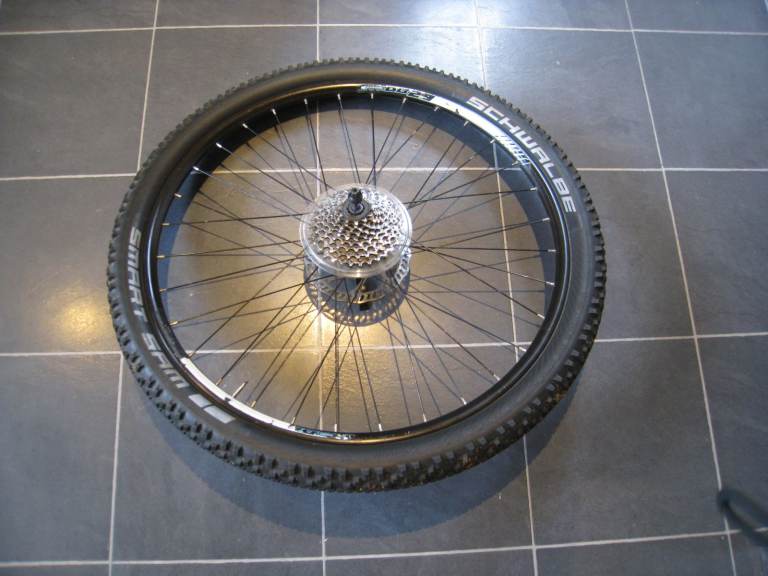 27.5 inch Mountain Bike Wheel - rear - 9 speed / bike parts 