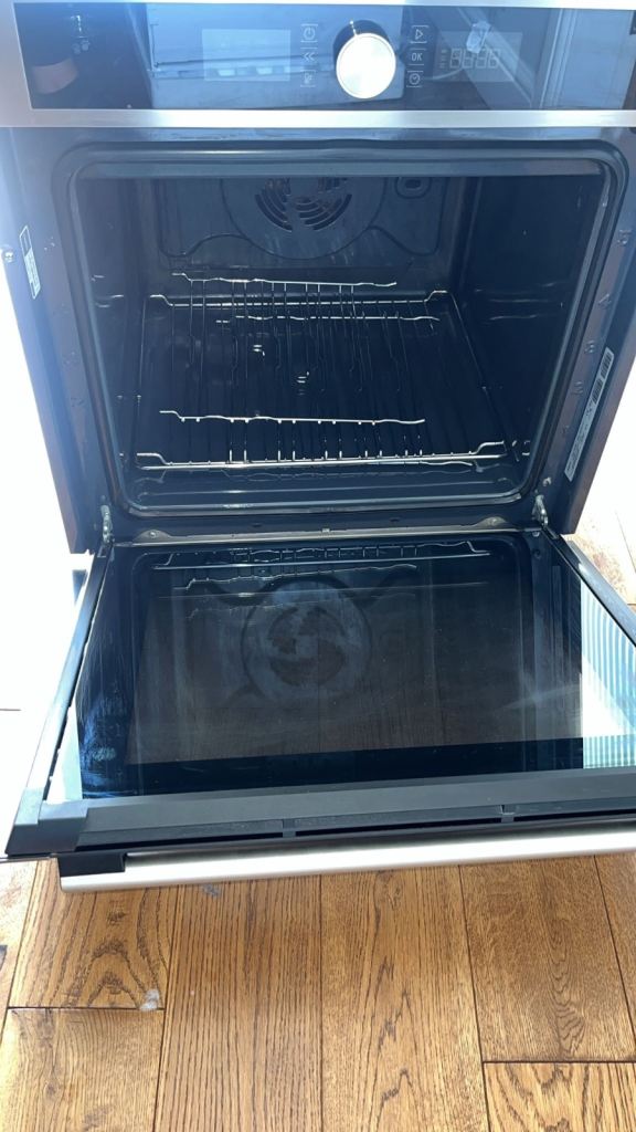 Hotpoint electric oven 