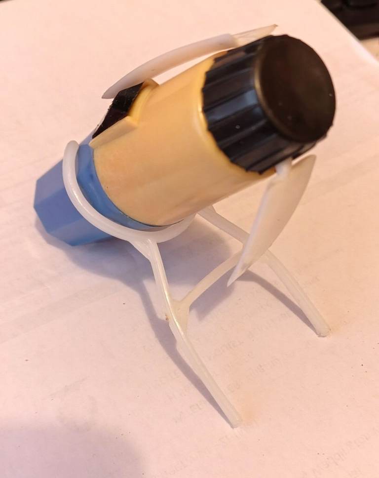 Dencon Mini Fan - Portable - Battery operated