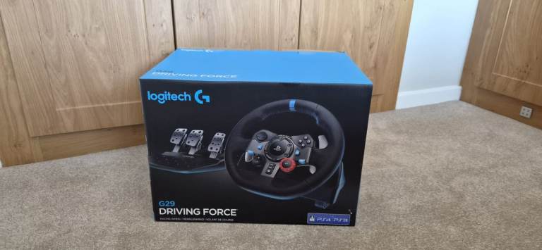 Logitech G29 Driving Force Racing Wheel & Pedals