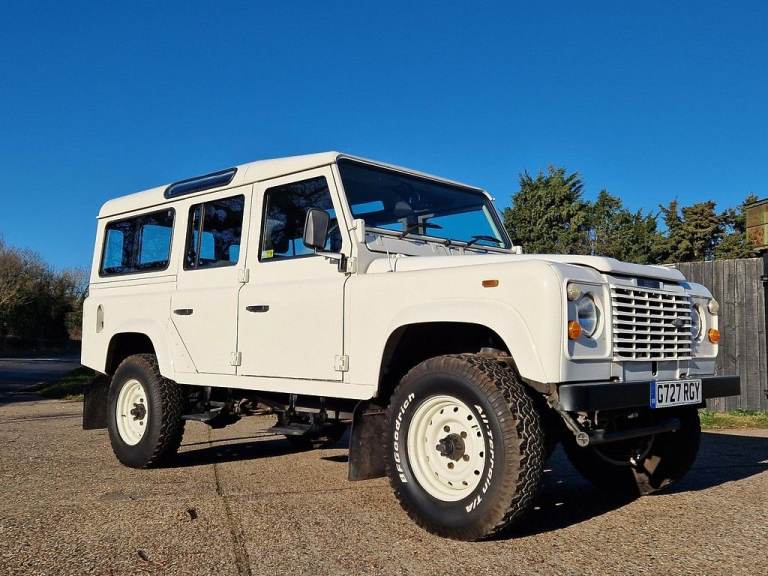 1990 Land Rover Defender 110 3.5 County Station Wagon Petrol Manual (134 bhp) V8 3500cc SUV Petro...