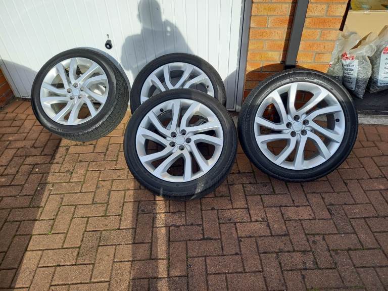 image for Landrover discovery sport alloys