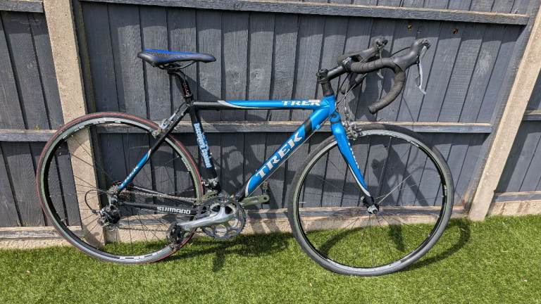 Mans Trek road bike 
