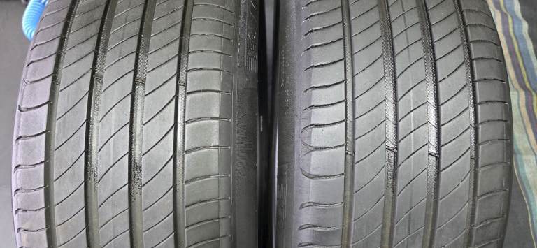235 45 20 100V   2 x tyres Michelin Primacy 4