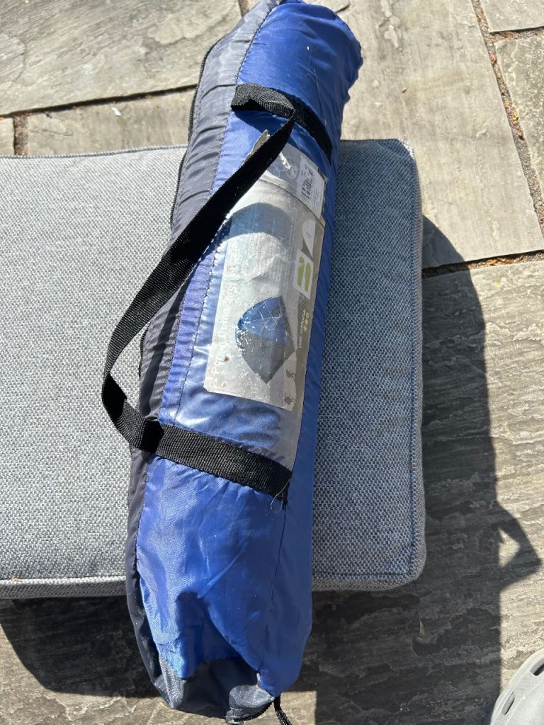 Yellowstone 2-Person Dome Camping Tent - Blue