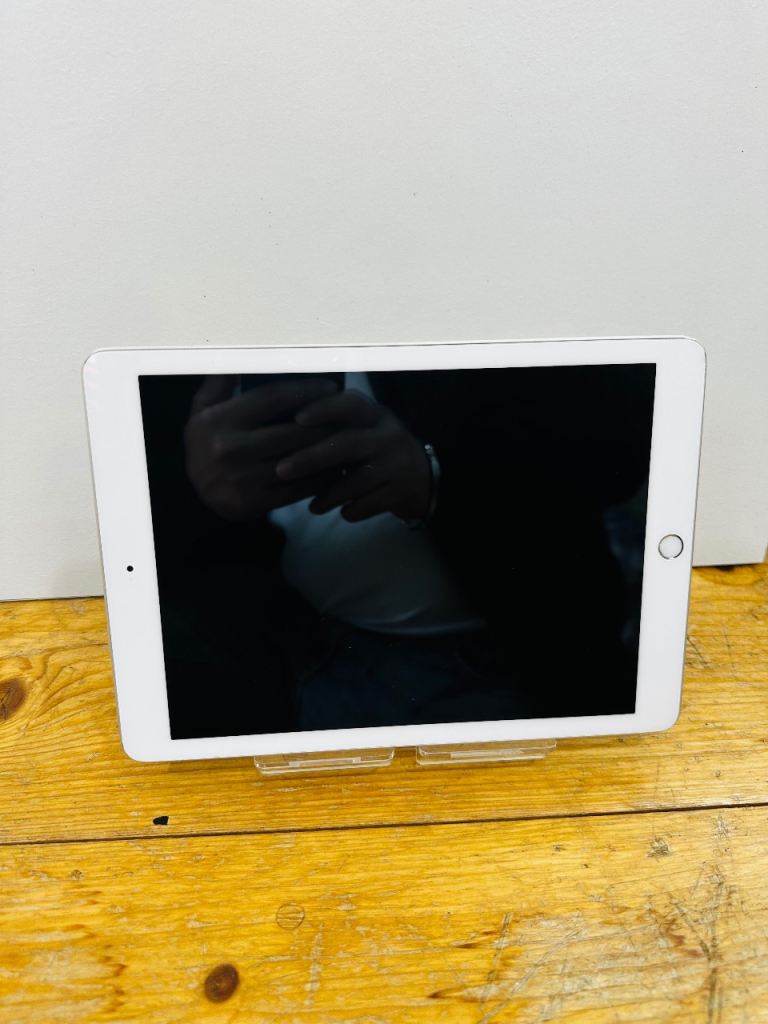 Ipad 6th gen 128gb