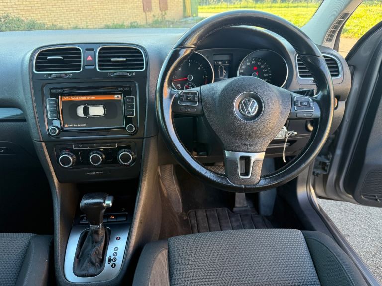 VOLKSWAGEN GOLF TDI 105 DSG AUTOMATIC HATCHBACK IN PERFECT CONDITION 