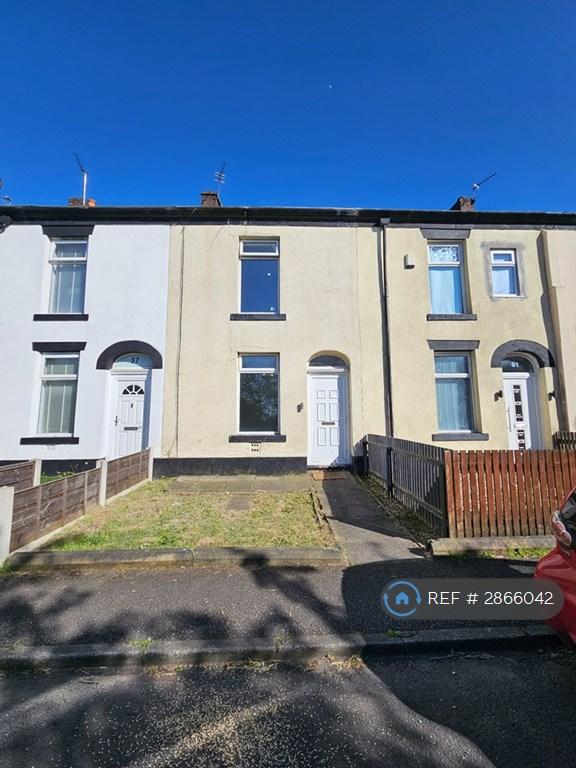 2 bedroom house in Waterfold Lane, Bury, BL9 (2 bed) (#2866042)