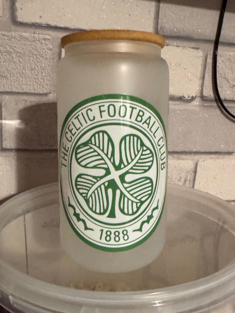 Celtic Football Club Glass Tumbler with Bamboo Lid