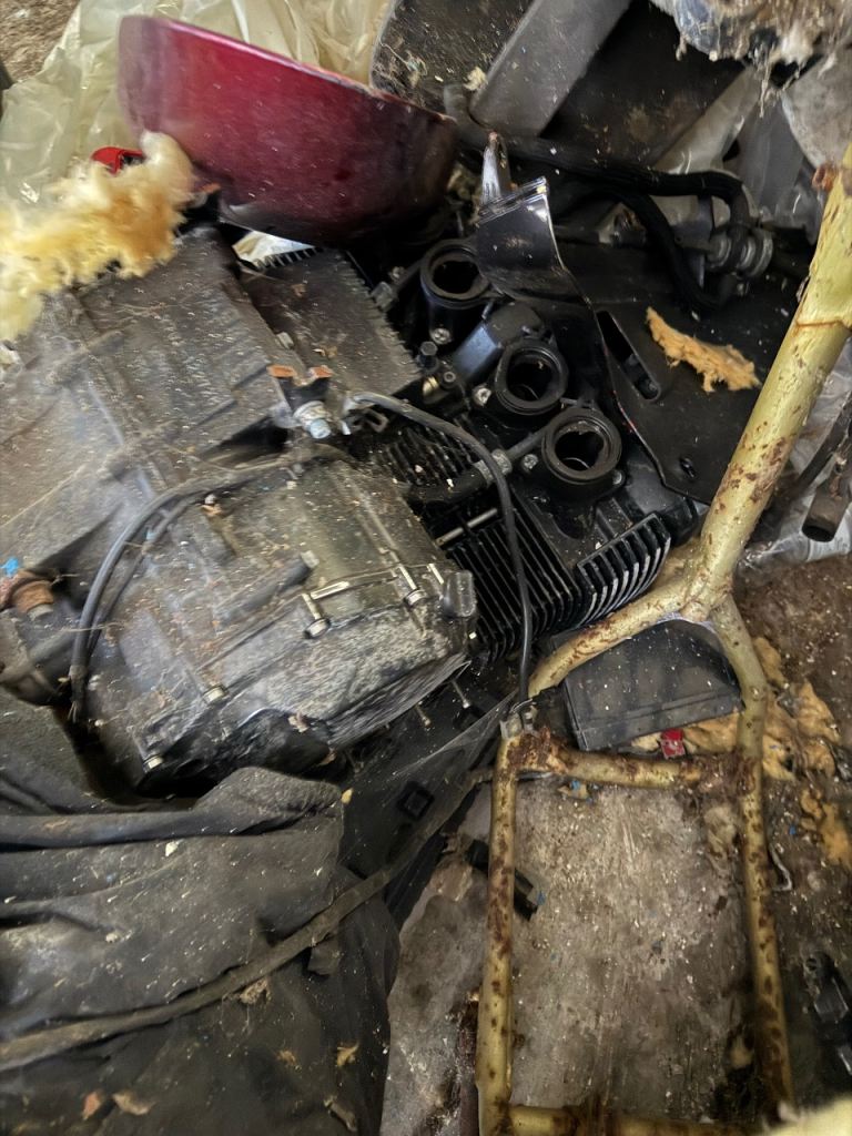 Suzuki gsx1400 engine