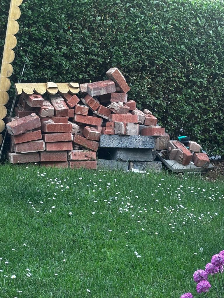 Free bricks/blocks 