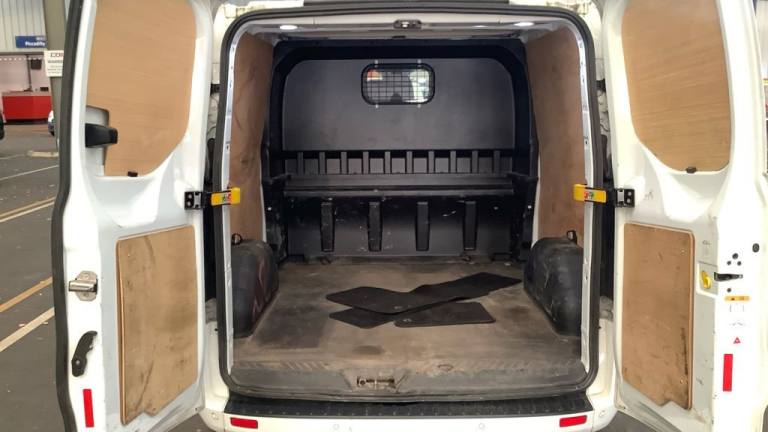 2023 Ford Transit Custom Crew Van Double Cab Limited L2 H1 Tdci 130 PS LWB 320 . Stunning 72 Plat...