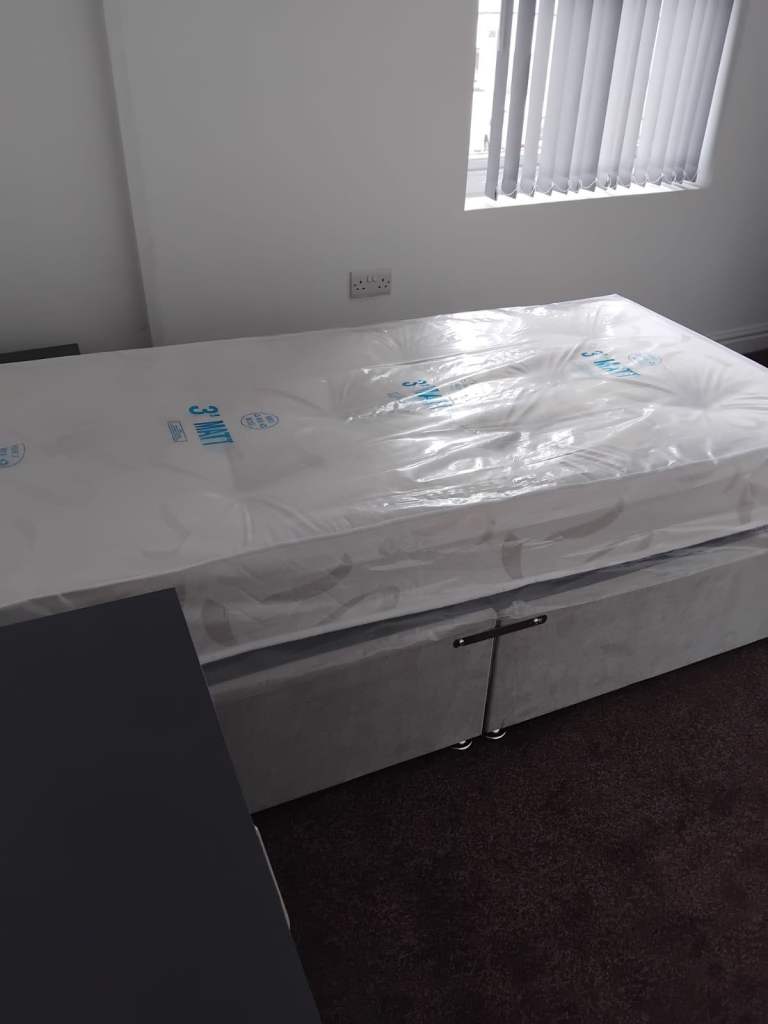 Double Room - UC/PIP/ESA BENEFITS ONLY