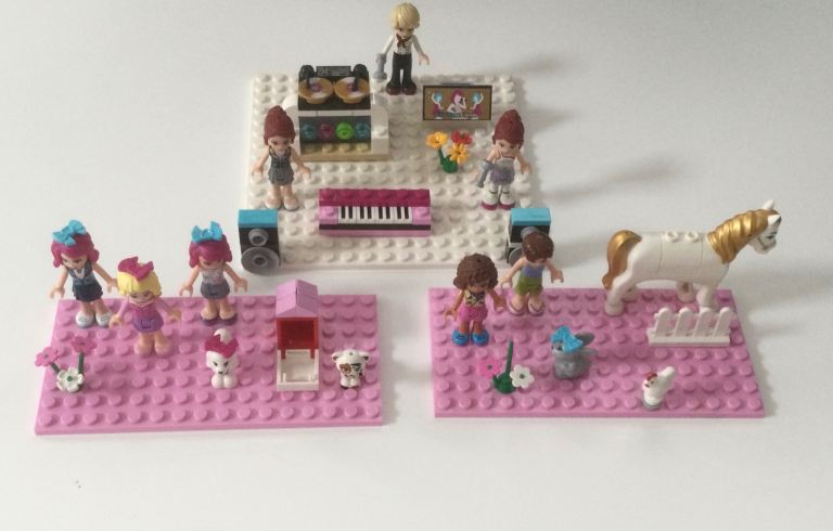 Lego Friends bundle baseboards figures animals and accessories excellent condition 