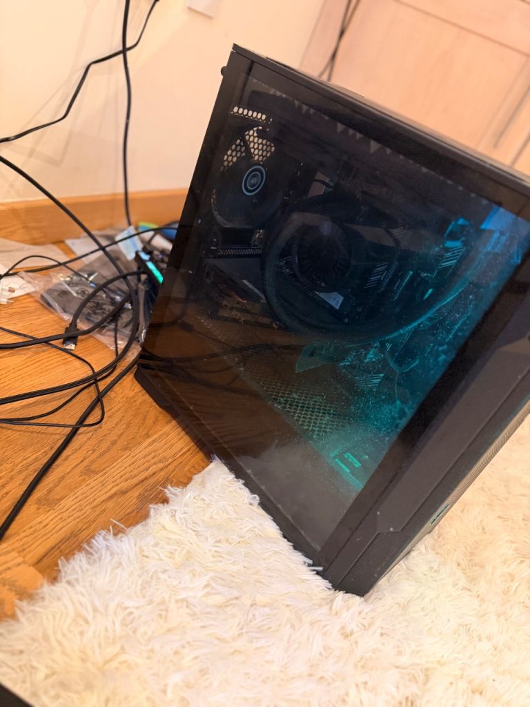 Gaming PC - Ryzen 9 5950X / RTX 4060 / 16GB RAM / 4TB Storage